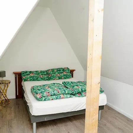 Dream House-b For 6 Persons *