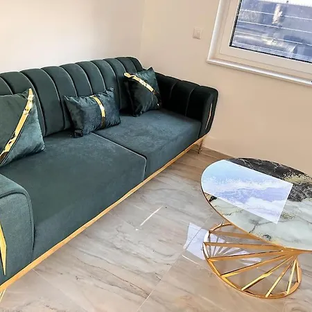 Dream House-b For 6 Persons Holiday home *